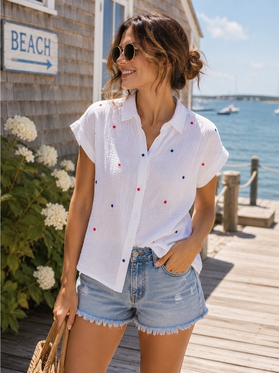 beachlunchlounge Tops - NWT Women’s Small | Beach Lunch Lounge | White Star Print Button Front Blouse